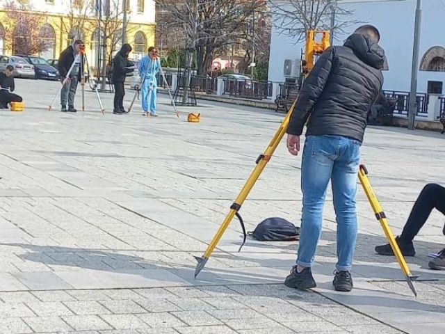 На 21 март се проведе страхотно геодезическо състезание на площад Хаджи Димитър