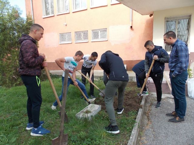 Световния ден на Земята в СПГСГ "Арх. Георги Козаров" [23.04.2019]