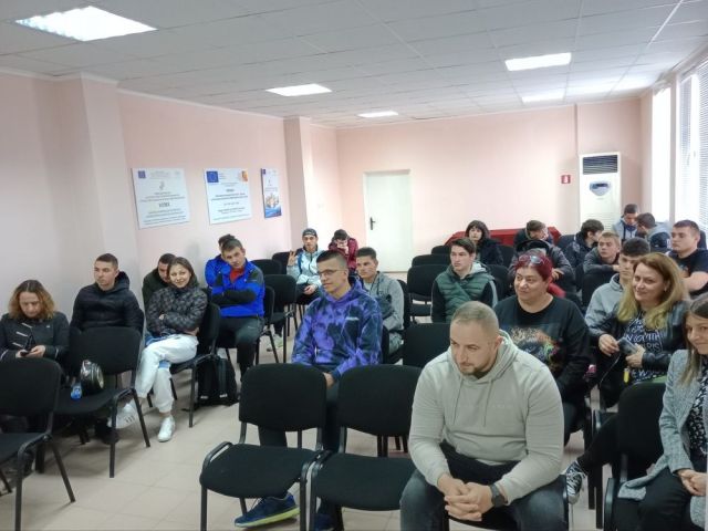Гостуват представители от ВСУ "Любен  Каравелов"
