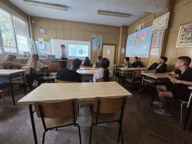 Проблемите, свързани с разпространението на наркотични вещества и последиците от тяхната употреба сред младите хора, изискват навременна информираност и активна превенция