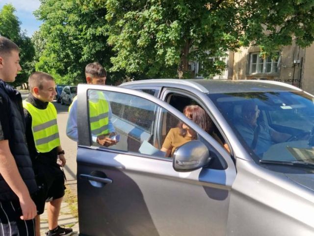 Ученици от СПГСГ „Арх. Георги Козаров“ се включиха в националната инициатива „Бъдещето на пътя“
